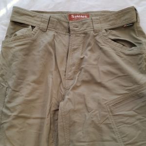 Simms dry tech pants large